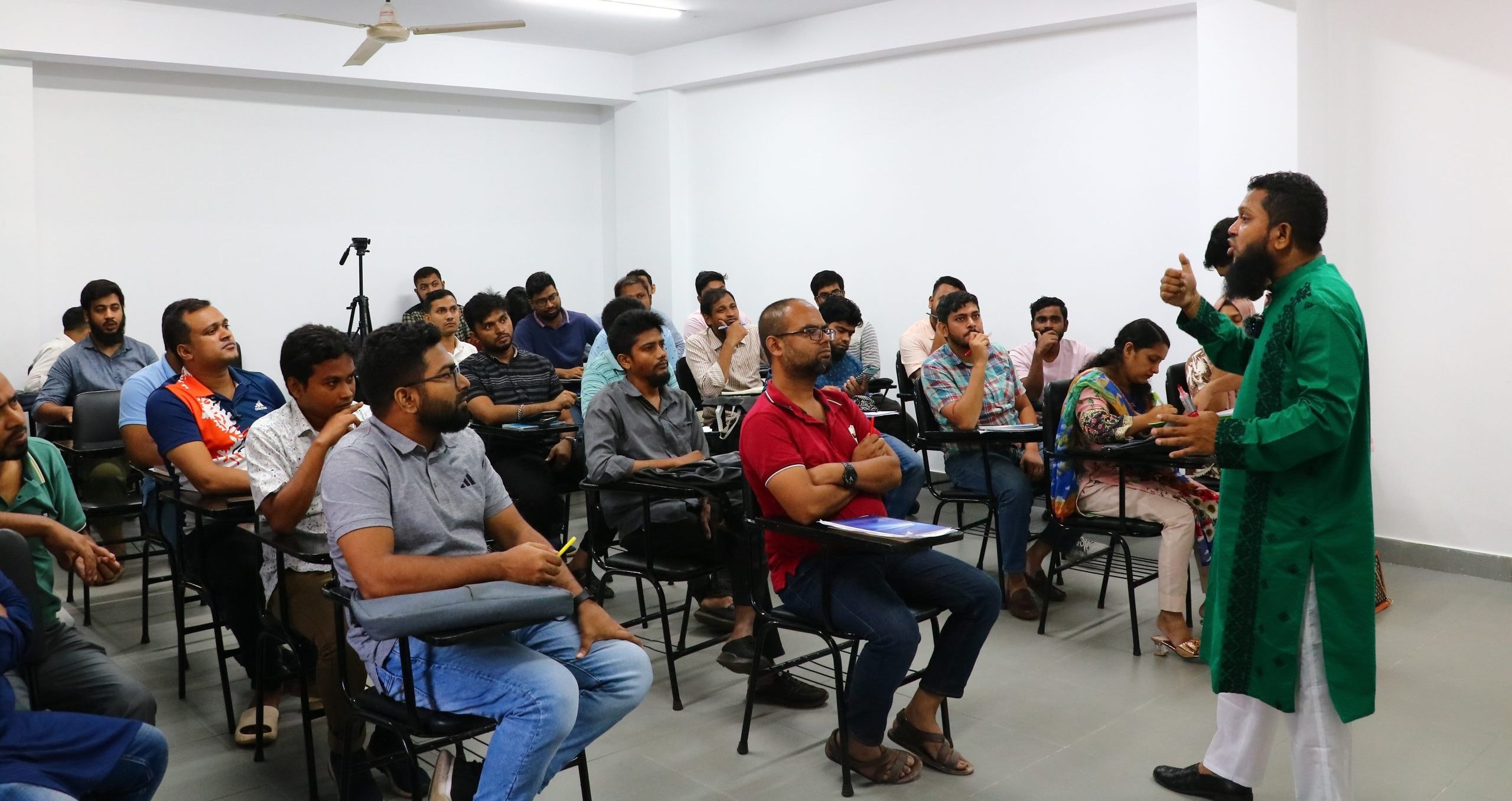 9th Batch training photograph 1